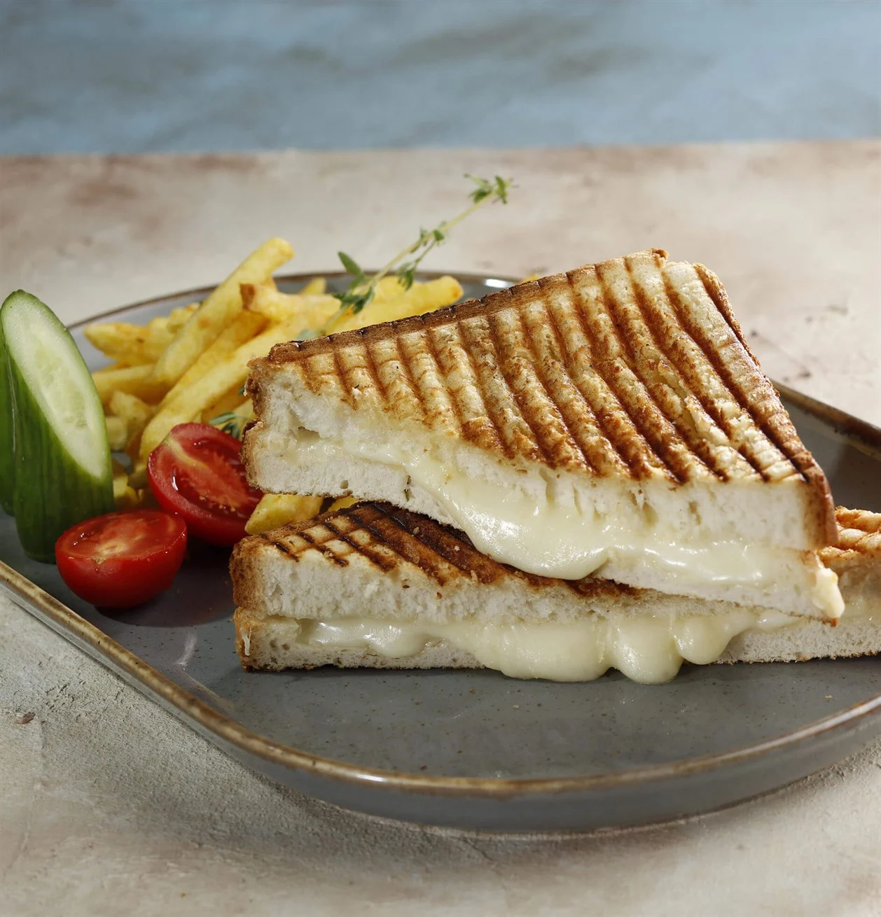 Çift kaşarlı tost+Patates